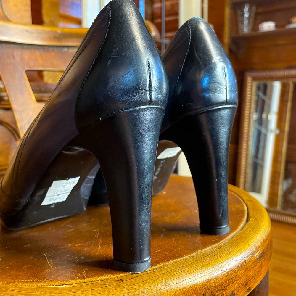 Naturalizer Platform Pumps - Picture 11 of 14